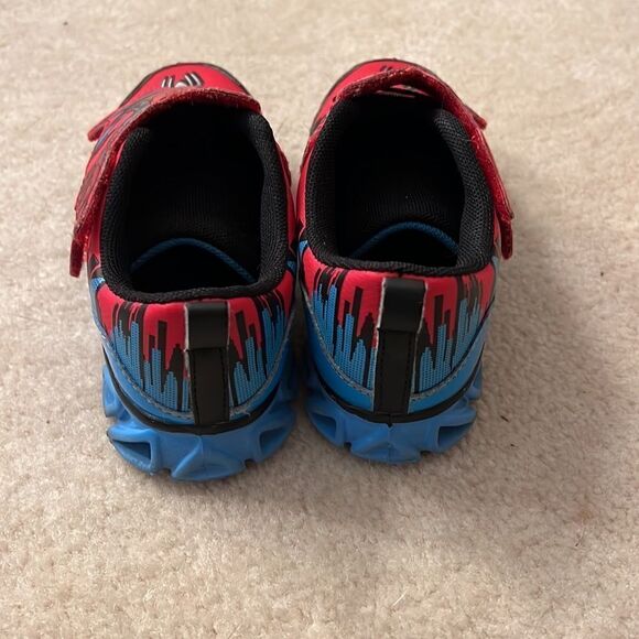 Toddler Marvel Spiderman Shoes Size 11 - Picture 2 of 4